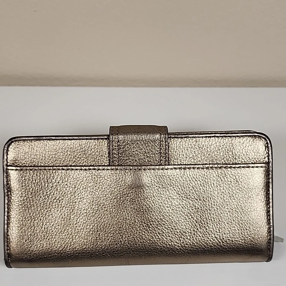 Michael Kors Gold Wallet With Buckle